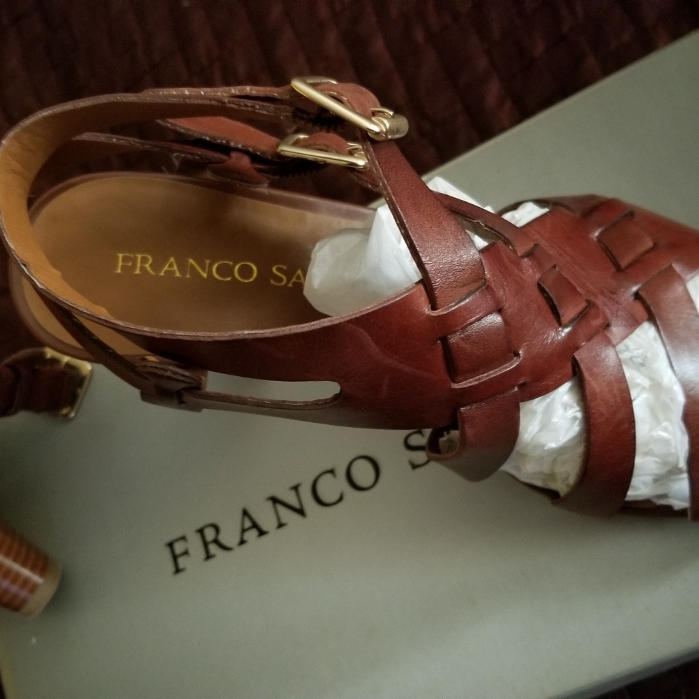 NEW Franco Sarto sandals.. W/O tags